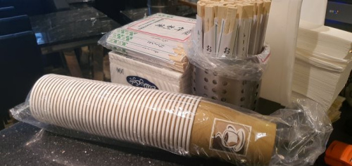 　錦里準備的一次性餐具。(受訪者提供)