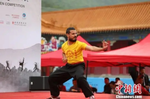 資料圖：逾300名中外洪拳高手廣東佛山“爭(zhēng)霸”。參賽的外國(guó)選手。　李星凱　攝