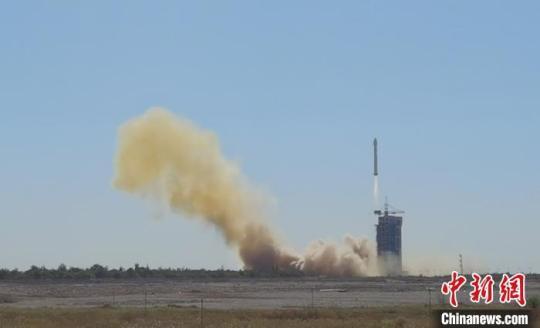 一箭三星升空長(zhǎng)二丁火箭七戰(zhàn)七捷