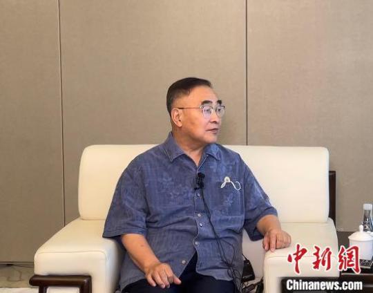 張伯禮院士:中國愿向世界分享中醫(yī)藥抗疫經(jīng)驗