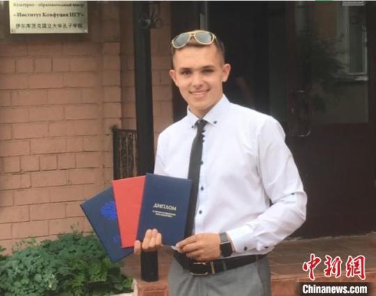 俄羅斯學(xué)霸變身中國“網(wǎng)紅”:在中國發(fā)展機(jī)會特別多