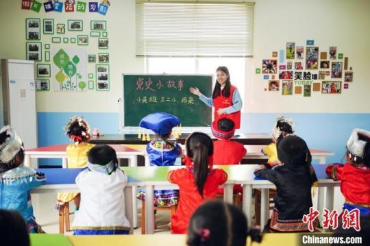 江西歸僑少數(shù)民族聚居村年味濃特色風(fēng)情引客來