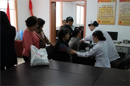 吳中區(qū)城區(qū)開展健康義診活動(dòng)服務(wù)僑眷