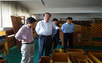 考察杉森木業(yè)