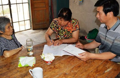 干部走基層結(jié)親幫扶