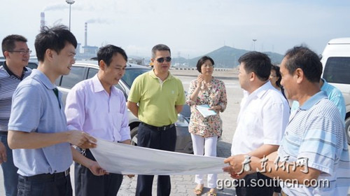 考察潮州港開發(fā)區(qū)亞太碼頭