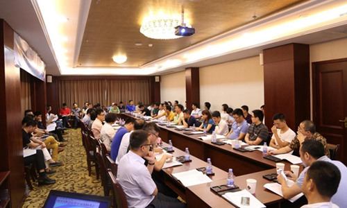 泉僑青會會長辦公會議在蘭屏文苑召開