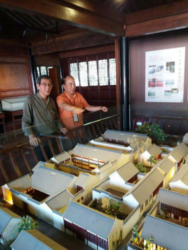 新加坡著名華人作家寒川訪(fǎng)問(wèn)太倉(cāng)。