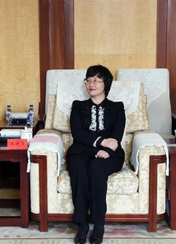 中國僑網(wǎng)資料圖:王曉萍