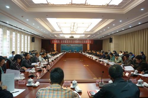 中國僑網座談會現場。