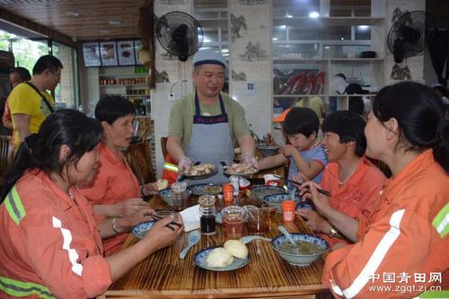 中國僑網(wǎng)讓愛心更有力量。