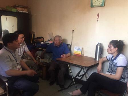 中國僑網(wǎng)北京僑辦領(lǐng)導(dǎo)走訪慰問豐臺(tái)區(qū)困難僑眷