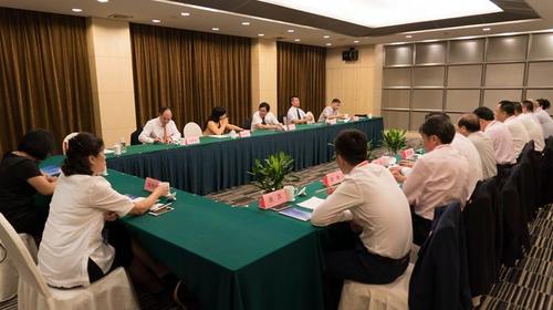 中國(guó)僑網(wǎng)座談交流