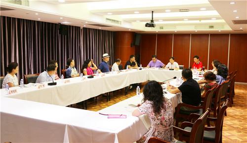 中國(guó)僑網(wǎng)座談會(huì)現(xiàn)場(chǎng)