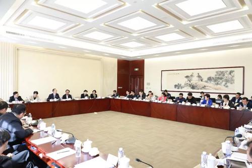 中國僑網(wǎng)會議現(xiàn)場。