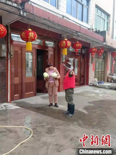 中國僑網(wǎng)回報家鄉(xiāng) 尹宇曉 攝