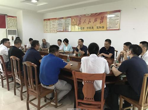 中國(guó)僑網(wǎng)現(xiàn)場(chǎng)座談交流