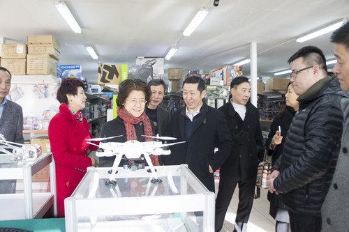 馬大使對(duì)華商經(jīng)營升級(jí)換代產(chǎn)品很感興趣