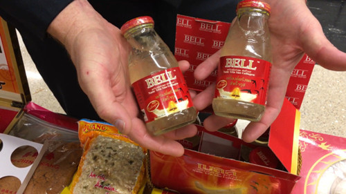 含有燕窩的飲品禁止帶入美國。(美國《世界日報》/吳佩甄