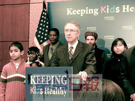 里德此前已有多次“失言”紀(jì)錄。(美國(guó)《星島日?qǐng)?bào)》援引網(wǎng)絡(luò))