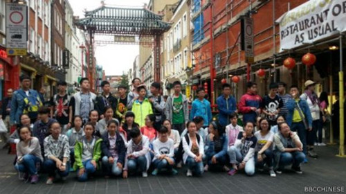 到英國(guó)旅游的中國(guó)游客人數(shù)正在逐年增加。(英國(guó)廣播公司網(wǎng)站)