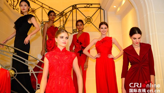 “中國定制專業(yè)委員會(huì)”首屆創(chuàng)始會(huì)員設(shè)計(jì)師之一、美籍華人設(shè)計(jì)師Grace