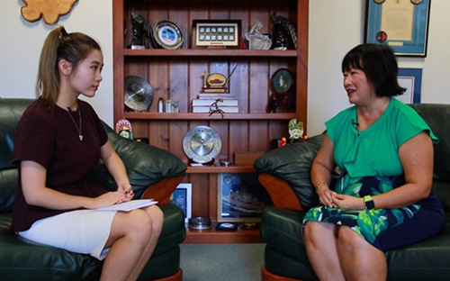 達(dá)爾文市華裔市長(zhǎng)卡特里娜·林芳(攝影