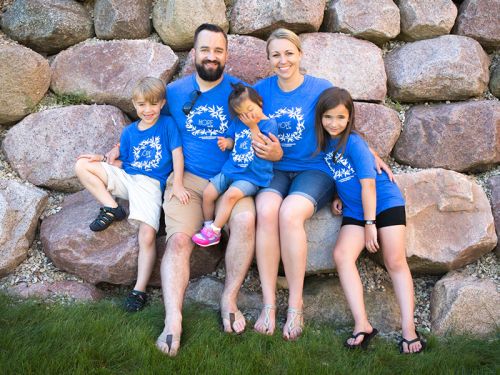 沃特森一家。(美國(guó)《僑報(bào)》)