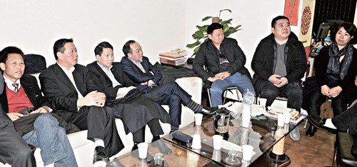 米蘭各僑團會長開碰頭會。