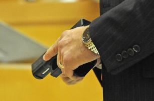 梁彼得(美國《僑報》)