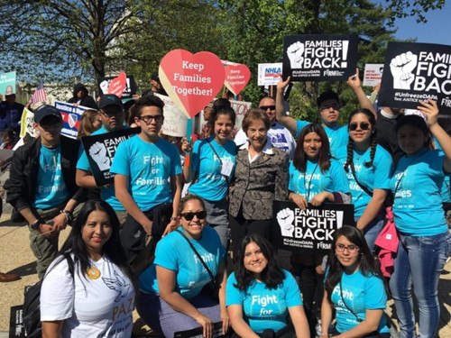 伊州國會(huì)眾議員夏考斯基(Jan