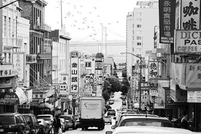 溫哥華唐人街,華人傳統(tǒng)商鋪與咖啡店并存(來源:網(wǎng)絡(luò))