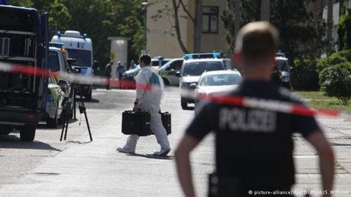 警方全面封鎖了李洋潔住所附近地區(qū)