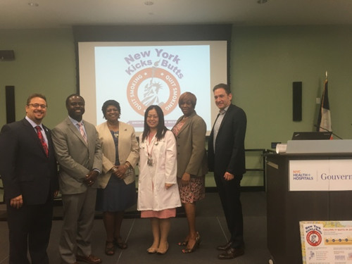 華人戒煙難,醫(yī)生有感觸。(美國《世界日報》/金春香