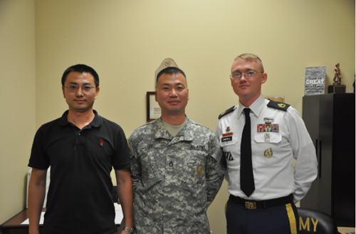 羅蘭岡陸軍募兵站主任Thmothy