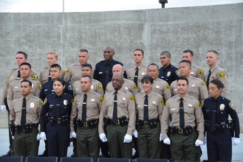 洛縣警局應(yīng)屆畢業(yè)生中亞裔面孔鳳毛麟角。(美國《世界日報》/高梓原