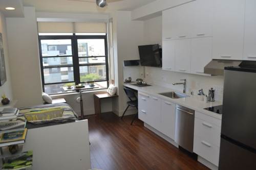 舊金山大學院校聯(lián)合向都市計劃委員會提交解決學生租房問題新方案。(美國《世界日報》)