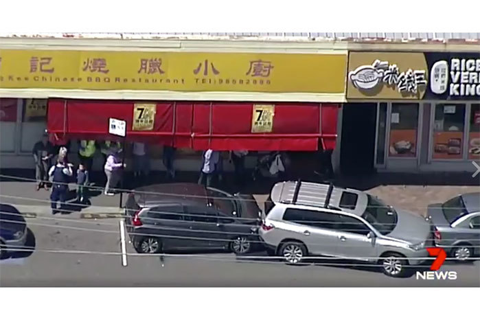 悉尼Eastwood一家中餐館門(mén)店發(fā)生事故(澳洲《新快報(bào)》援引《澳洲7號(hào)電視臺(tái)》圖片)