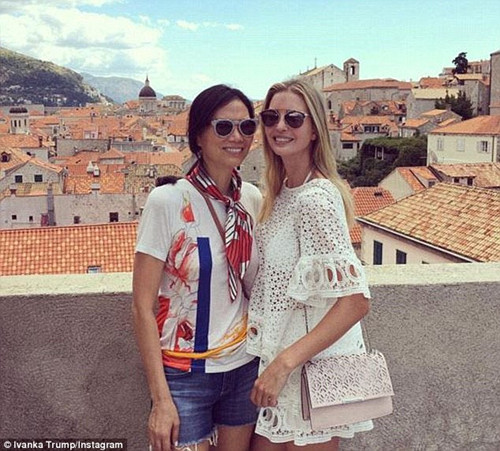 伊萬(wàn)卡與鄧文迪(美國(guó)中文網(wǎng))