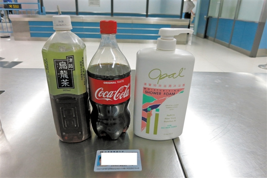 海關(guān)查獲走私止咳水