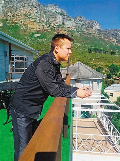 中國僑網肖鈞在南非開普敦。