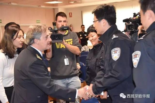 中國僑網(wǎng)新聞發(fā)布會現(xiàn)場(西班牙《歐華報》)