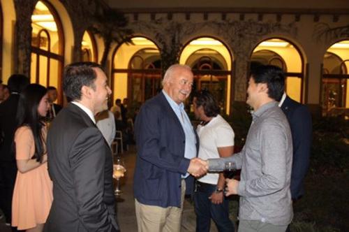 中國僑網(wǎng)(西班牙《歐華報》)