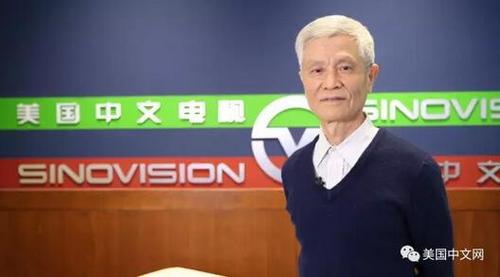 中國僑網(wǎng)王正興在美國中文電視演播室 (美國中文網(wǎng)/Liz Chow 攝)