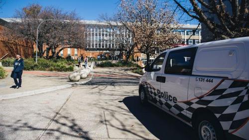 中國僑網(wǎng)圖為澳大利亞國立大學校園(澳洲網(wǎng)援引《堪培拉時報》)