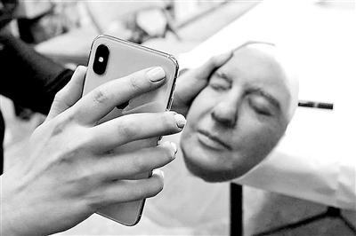 中國(guó)僑網(wǎng)3D面具