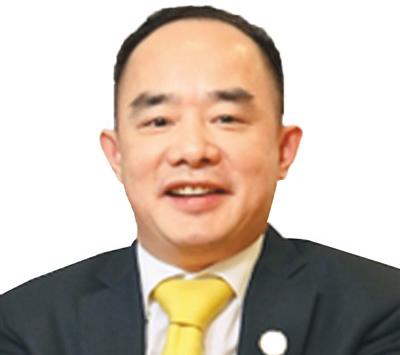 中國僑網(wǎng)新加坡華源會會長王泉成