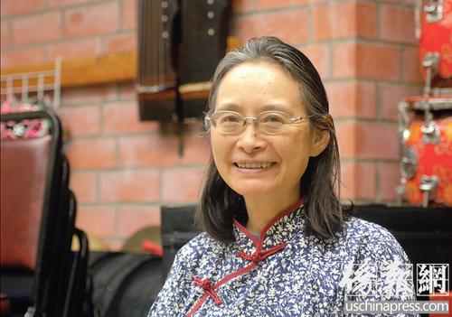 中國僑網美國加州大學洛杉磯分校Herb Alpert音樂學院的中國民族音樂系教授李琦。(美國《僑報》/章寧 攝)