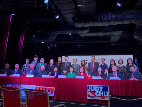 中國僑網美國華人政治聯(lián)盟9日舉辦民選官員候選人背書記者會。(美國《世界日報》/張宏 攝)