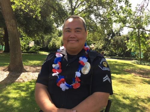 中國僑網(wǎng)1997年至2010年在陸軍服役的圣瑪利諾警察局警官ken吳(美國《世界日?qǐng)?bào)》/楊青 攝)